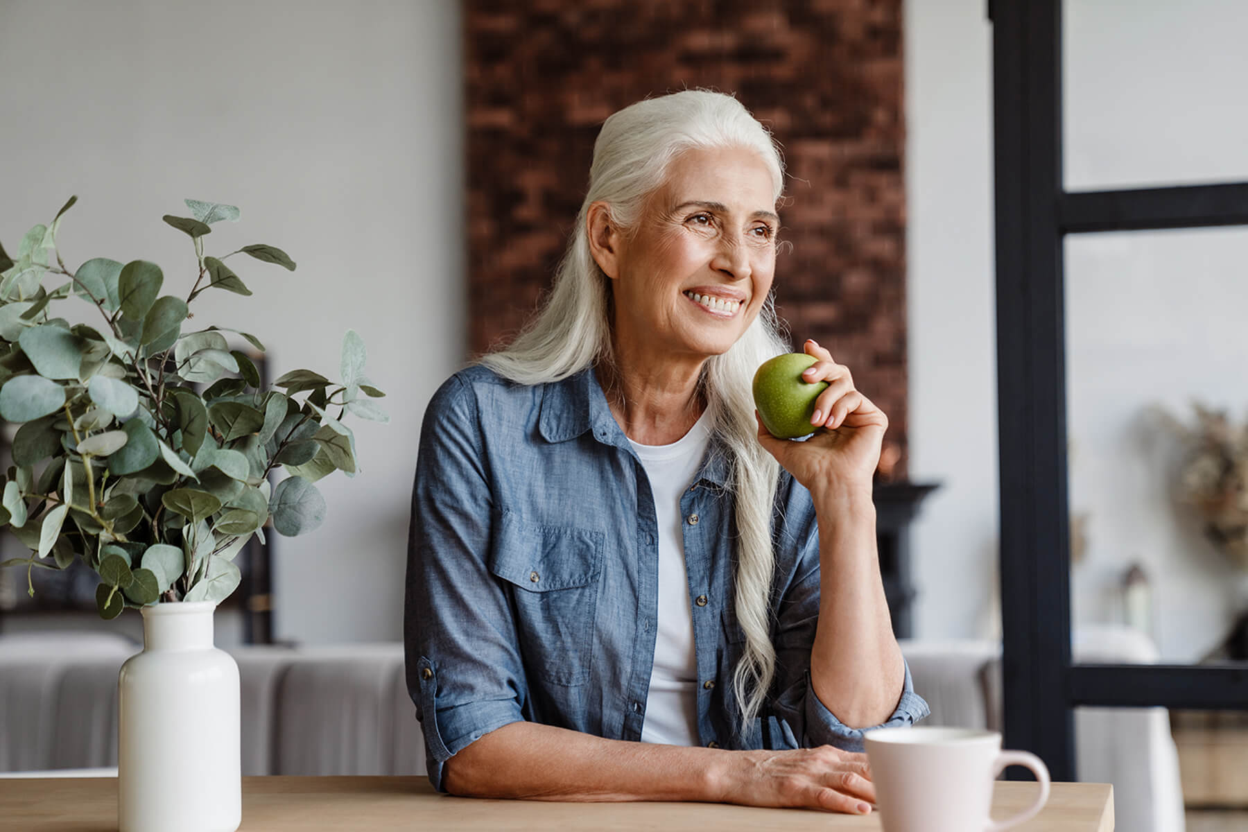 Eating with Dentures